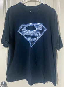 Herren XL Six Flags Superman Tee T-Shirt Alle Auktionen ansehen und Kammversand sparen - Bild 1 von 3