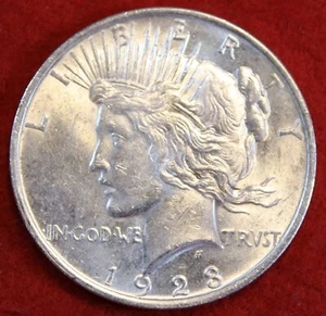 1923-P Peace Dollar 90% Silver Coin High Grade PE268 - Picture 1 of 2