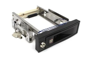 ICYBOX IB-168SK-B SATA HDD LED Wechselrahmen 3,5" für 5,25" Zoll Schacht #301355 - Bild 1 von 3