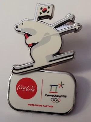 PYEONGCHANG  2018 WINTER OLYMPIC COCA-COLA POLAR BEAR SKIING PIN ON PIN  Foto 1 de 3