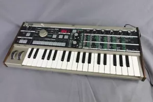 KORG micro KORG Synthesizer Vocoder getestet funktioniert - Bild 1 von 4