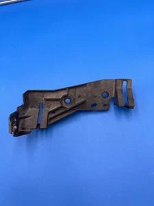 07-15 INFINITI G35 G37 sedan FRONT LEFT DRIVER SIDE HEADLIGHT MOUNT BRACKET OEM - Picture 1 of 4