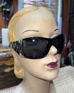 Vintage CHANEL BLACK SHIELD Sunglasses, GOLD, Quilted Sides, Model 6009 - Picture 1 of 8