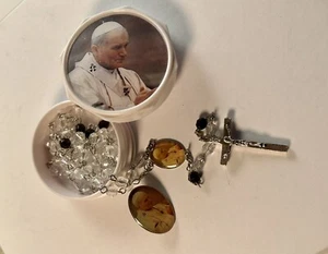 Vintage Collectible Rosary & Pin From Vatican City Pope Jonn Paul II - Picture 1 of 11