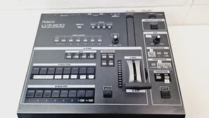 Roland EDIROL LVS-800 Video Live Switcher - Picture 1 of 16
