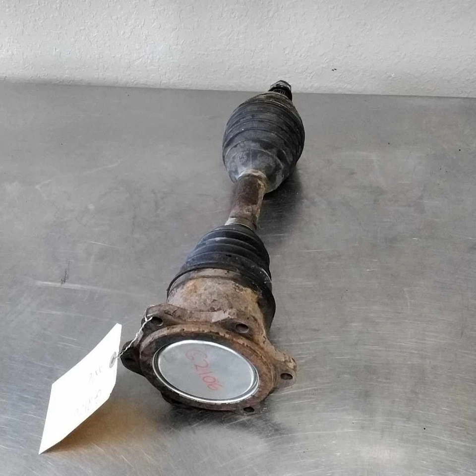 Axle Shaft GMC SIERRA 2500 Left 99 00 01 02 03 04 05 06 - Image 1 of 1