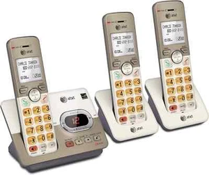 AT&T EL52313 DECT 6.0 3 Handset Answering System with Caller ID/Call Waiting - Picture 1 of 3