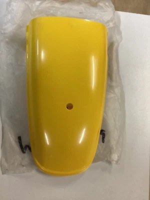 REPUESTOS GUARDABARROS TRASERO ORIGINAL YAMAHA MX250/360 SC500 YZ250 YZ360/400 363-21611-00 Foto 1 de 4