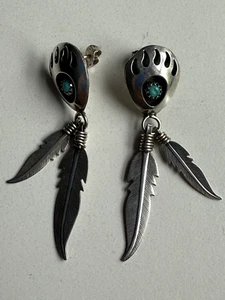 VINTAGE STERLING SILVER TURQUOISE NATIVE AMERICAN INDIAN EARRINGS. FEATHERS - Picture 1 of 3