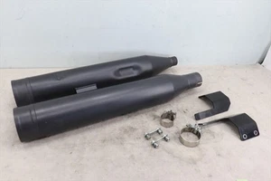 Harley Davidson Touring 17 Vance Hines Exhaust muffler Silencer Slip-On - Picture 1 of 10