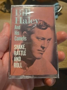 1985 BILL HALEY AND HIS COMETS - SHAKE, RATTLE AND ROLL Cassette - Foto 1 di 3