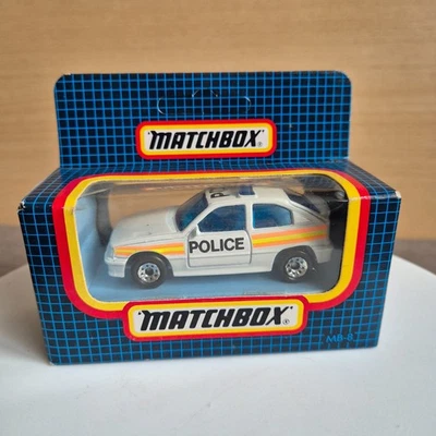 Matchbox Superfast MB48 VAUXHALL OPEL ASTRA GTE POLICE CAR RARER NEON STRIPES - Image 1 of 4