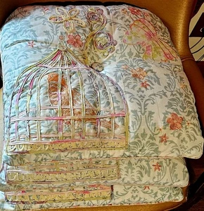 Cojines de asiento acolchados Pier 1, 3 jaulas para pájaros con lazos, 18x17x4", ¡pastel floral de cabaña! - Imagen 1 de 14