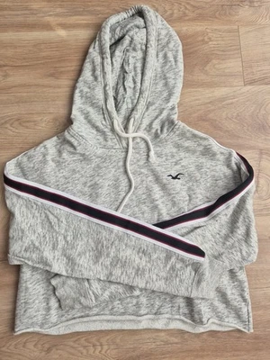 Hollister Women's Grey Cropped Hoody Size M Good Condition - Image 1 of 4