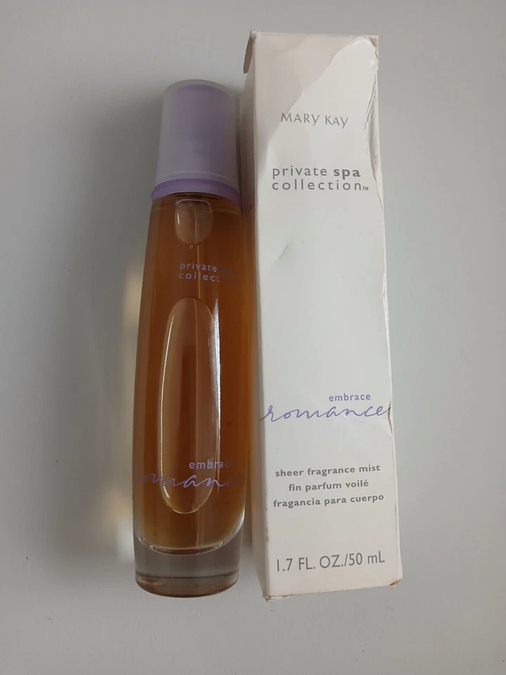 Bruma de fragancia pura Mary Kay Embrace Romance 1,7 fl. oz. Colección Purple Spa Foto 1 de 2