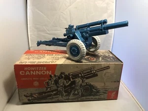 VINTAGE LOUIS MARX CO HOWITZER CANNON 12” LENGTH WITH ORIGINAL BOX - Picture 1 of 12