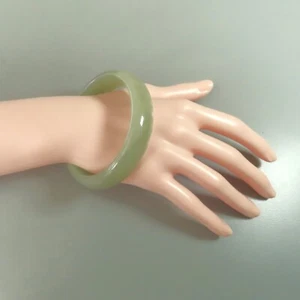 Vintage Chinese Hand Carved Translucent Celadon Nephrite Bangle - Picture 1 of 11