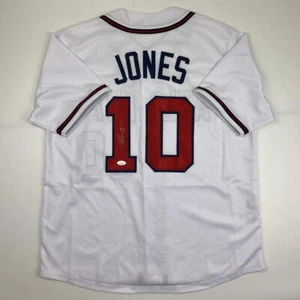 Autographed/Signed CHIPPER JONES Atlanta White Baseball Jersey JSA COA Auto - Picture 1 of 4
