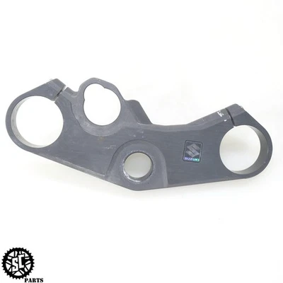 08 09 SUZUKI GSXR 600 TOP FORK UPPER TRIPLE TREE CLAMP - Image 1 of 4