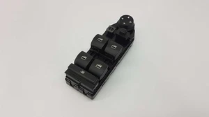 61316951904 INTERRUPTOR VENTANA DELANTERO IZQUIERDO / 391539BA / 6951905 / 225890 BMW SE - Imagen 1 de 10