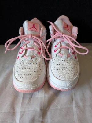 Michael Jordan Max Auras Sneakers Tennis Shoes Pink White Youth Size 4 - Image 1 of 4