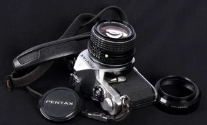 Pentax ME Chrome 35mm Film SLR c/w smc Pentax-M 50mm f/1.4 Lens Kit - Picture 1 of 11