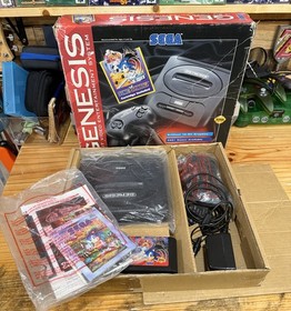 Sega Genesis Console Model 2 W/ Sonic Spinball (Complete / Tested & Working)