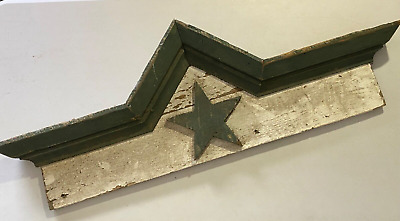 Architectural Salvage Carved Wood Lone Star Pediment  • 13.50$