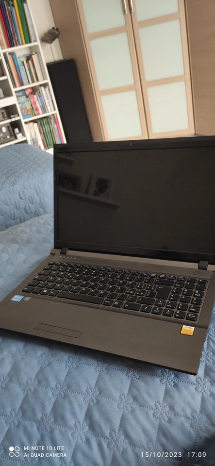 pc portatile Olivetti Olibook P75 - Immagine 1 di 1