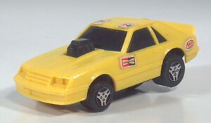 Vintage 1980 Kenner T-zzzers Ford Mustang Fox Body 3.75" Scale Model Rip Cord