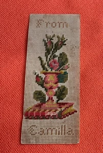 Antikes Nadelspiel Lesezeichen Stickerei 1800er Blumen Buch "Camilla" - Bild 1 von 12