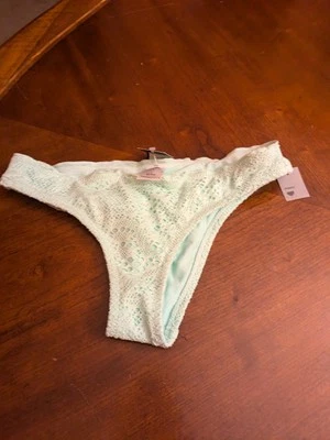 Mossimo Swimsuit Bikini Women Med Green  Cheeky Bottom Size S - Image 1 of 4