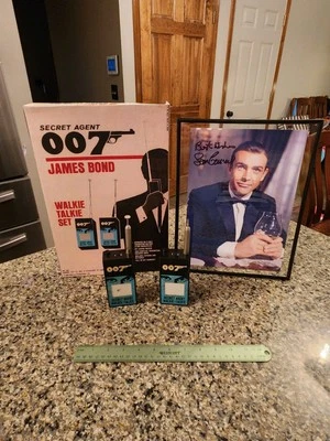 Walkie Talkies 007 James Bond 1965 raro funcionando de Gabriel Sean Connery certificado de autenticidad Foto 1 de 4