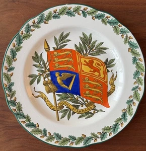 Wedgwood Plate Royal Standard Coat of Arms Flag United Kingdom England Cir. 1900 - Picture 1 of 5