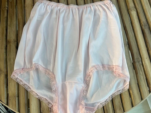 VINTAGE SILKY PINK GRANNY PANTIES MUSHROOM GUSSET by DORSAY sz L - Image 1 of 2