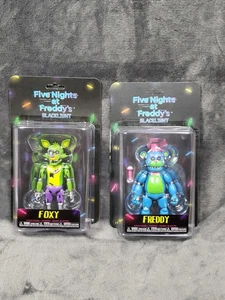 Figura Funko Five Nights At Freddy's Blacklight Freddy 5" y Foxy Nueva - Imagen 1 de 3