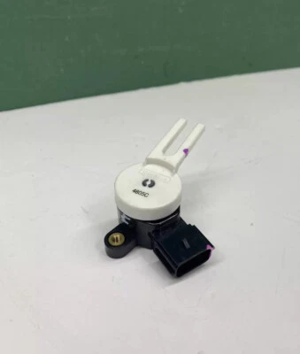 2015 Chevrolet Camaro Brake Pedal Position Sensor GM Original Equipment 13583369 - Image 1 of 4