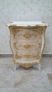 COMODINO IN LEGNO CON 3 CASSETTI DECORO PANNA E FOGLIA ORO CON CRISTALLI STRASS - Picture 1 of 1