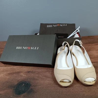 Salto Bruno Magli Peep Toe Wedge Slingback Feminino Tamanho 8.5 - Imagem 1 de 4