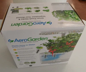 NUOVO AeroGarden Harvest White 901101-1200 Home 6 Pod Garden System nuovo con scatola/scatola sigillata - Foto 1 di 8