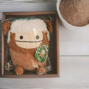 Squishmallows 7.5" Benny The Bigfoot with Trapper Hat - Picture 1 of 4