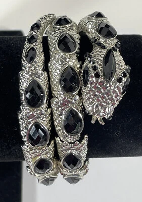 Pulsera bobina envolvente serpiente estrás negra bisutería 3D tono plata Foto 1 de 4