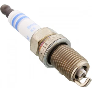 Zündkerze Bosch FR7KPP33U+ spark plug bos für: Honda NSS CTX NC X-ADV ABS Forza - Bild 1 von 1