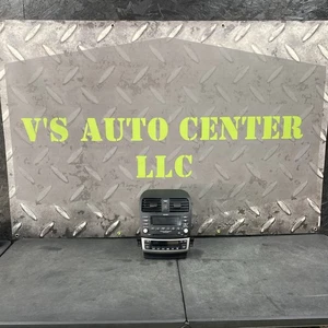 2008 Acura TSX 6 Disc Cd Changer Radio Vent Dual Climate Control OEM - Picture 1 of 4
