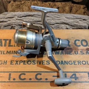 Shimano Sienna 4000R Fishing Reel, Rear Drag - Picture 1 of 5