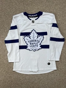 Seltenes Toronto Maple Leafs Authentic Adidas 2018 Stadium Series NHL Hockey Trikot - Bild 1 von 12