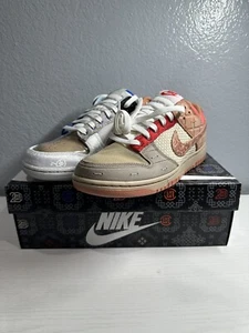 FN0316-999 CLOT Nike Dunk Low SP What The CLOT Mehrfarbig Größe 7,5 Herren/9 Damen - Bild 1 von 10