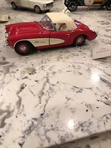 Franklin Mint 1957 Red & White Chevrolet Corvette Convertible W/Hangtag - Picture 1 of 10