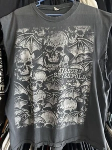 Avenged Sevenfold AOP Sleeveless Large Faded Skulls Bats Rock BAND T SHIRT TEE - Picture 1 of 3
