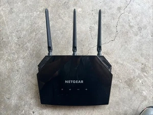 Router WiFi Inteligente Netgear AC1600 Modelo: R6330 Doble Banda - Imagen 1 de 4